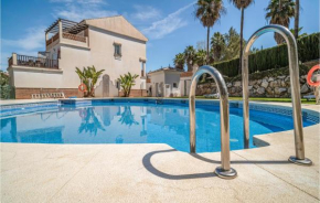 Nice apartment in Alhaurín de la Torre with Outdoor swimming pool, WiFi and 2 Bedrooms Alhaurin De La Torre
